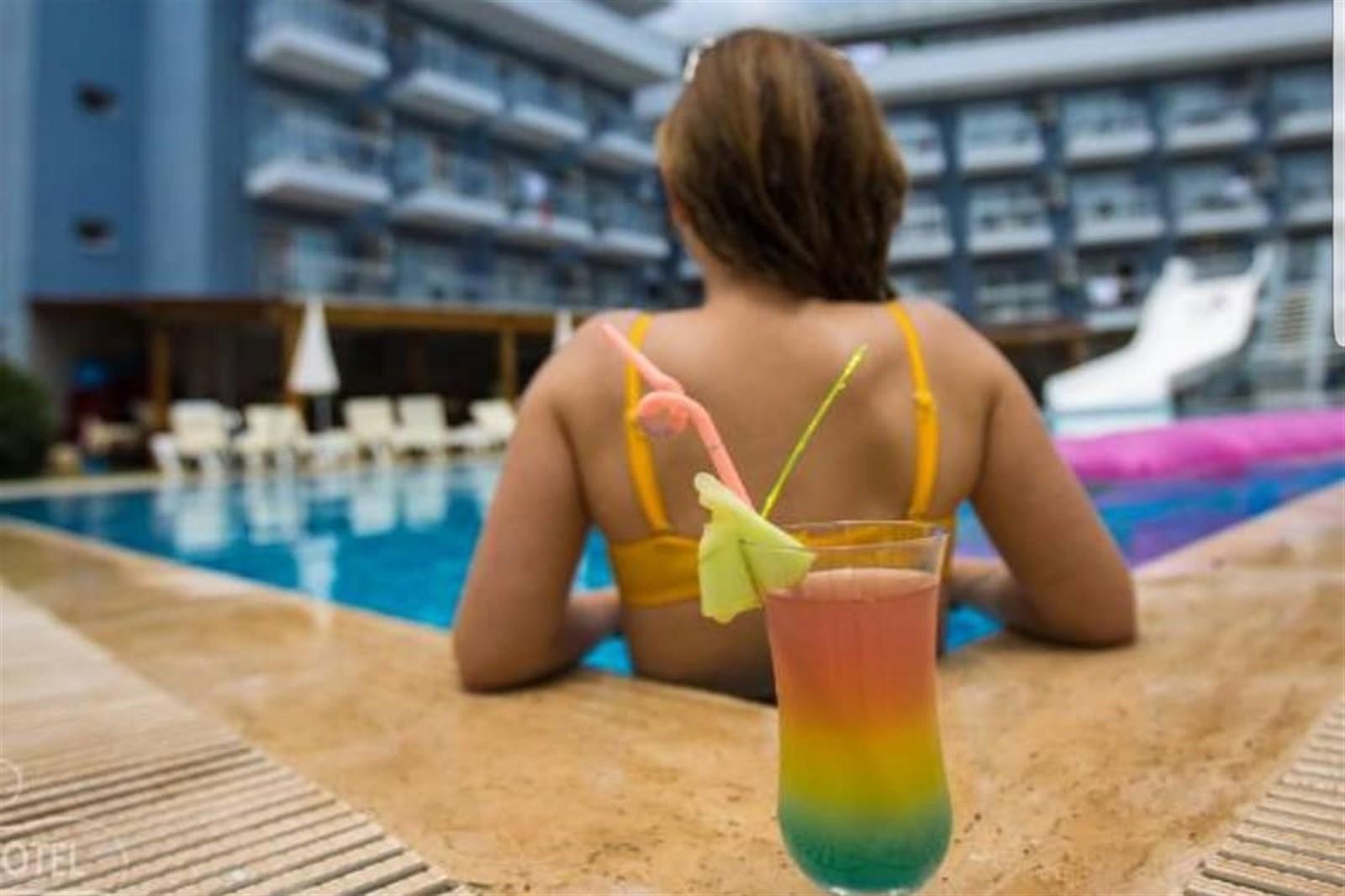 Monna Roza Beach Resort Hotel Torbalı Exterior foto